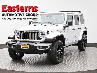 Used 2025 Jeep Wrangler Unlimited Sahara w/ Safety Group
