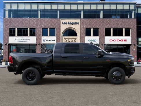 New 2026 RAM 3500 Laramie image 21