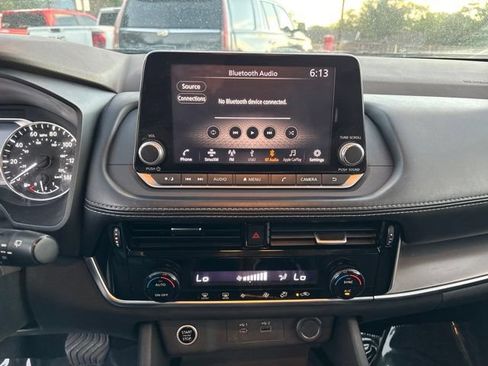 Used 2021 Nissan Rogue SV AWD/4WD image 24
