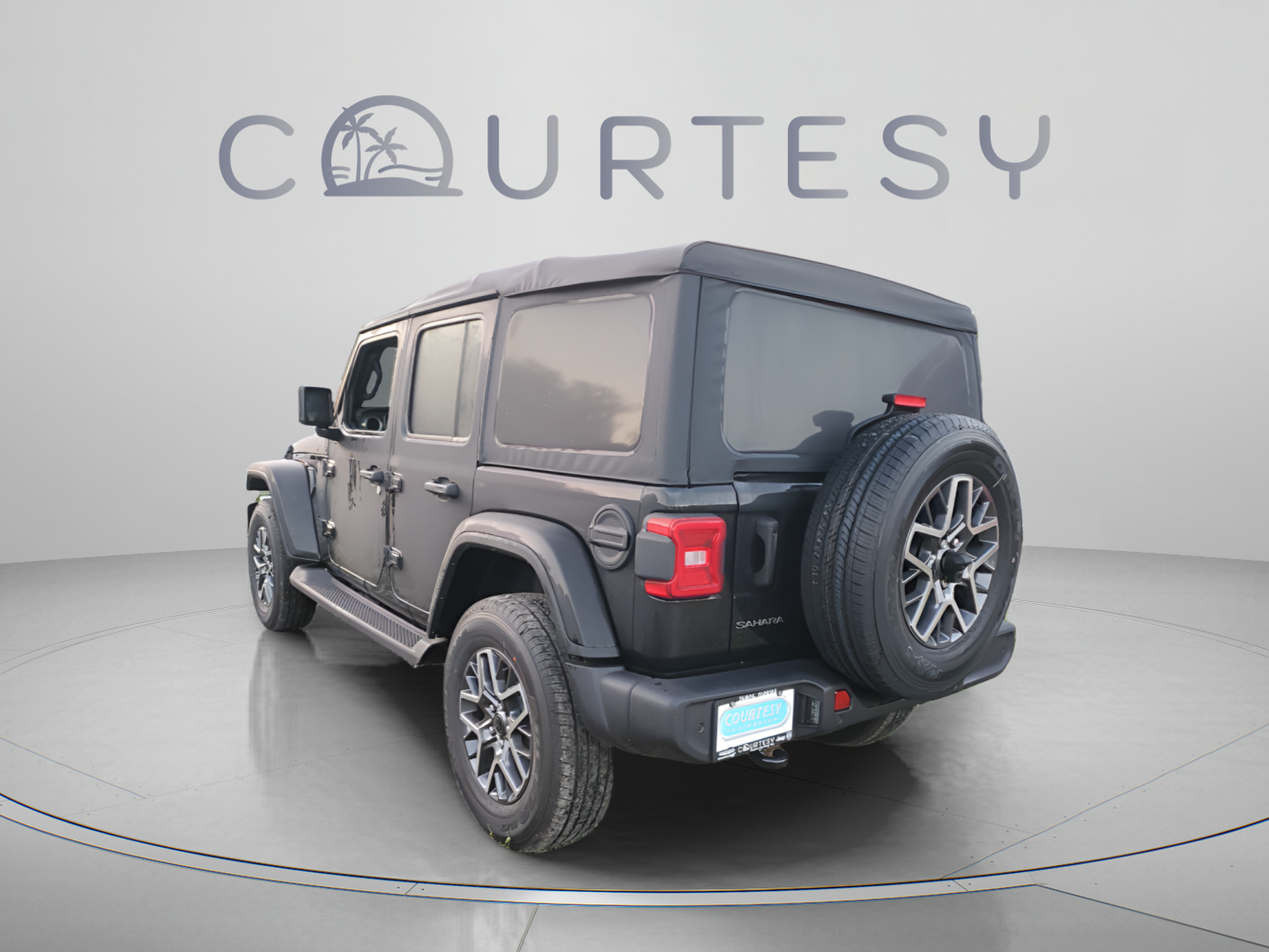 New 2026 Jeep Wrangler Unlimited Sahara AWD/4WD image 2