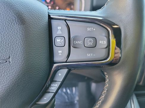 Used 2025 RAM 1500 Limited image 31