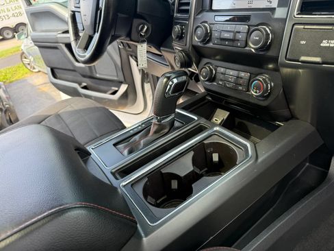 Used 2019 Ford F150 XLT w/ Equipment Group 302A Luxury AWD/4WD image 25