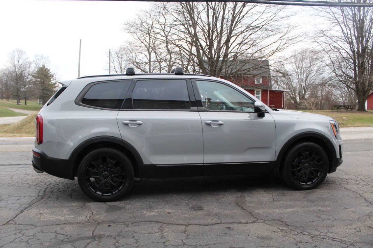 Used 2021 Kia Telluride EX w/ EX Premium Package AWD/4WD image 11