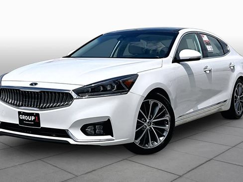 Used 2019 Kia Cadenza Technology FWD image 2