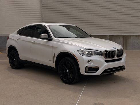 Used 2019 BMW X6 xDrive35i w/ Convenience Package AWD/4WD image 1