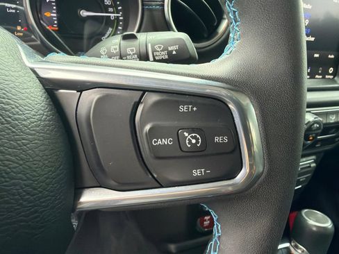 Used 2023 Jeep Wrangler Unlimited Rubicon 4xe w/ Dual Top Group AWD/4WD image 18