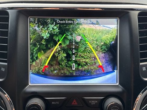 Used 2018 Jeep Grand Cherokee SRT w/ Trailer Tow Group IV AWD/4WD image 3