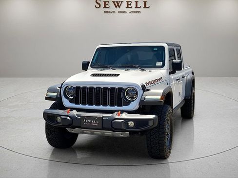 Used 2024 Jeep Gladiator Mojave w/ Technology Group AWD/4WD image 1