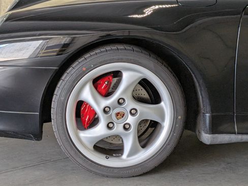 Used 1997 Porsche 911 Carrera 4S AWD/4WD image 45