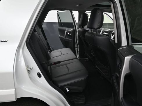 Used 2024 Toyota 4Runner Limited AWD/4WD image 35