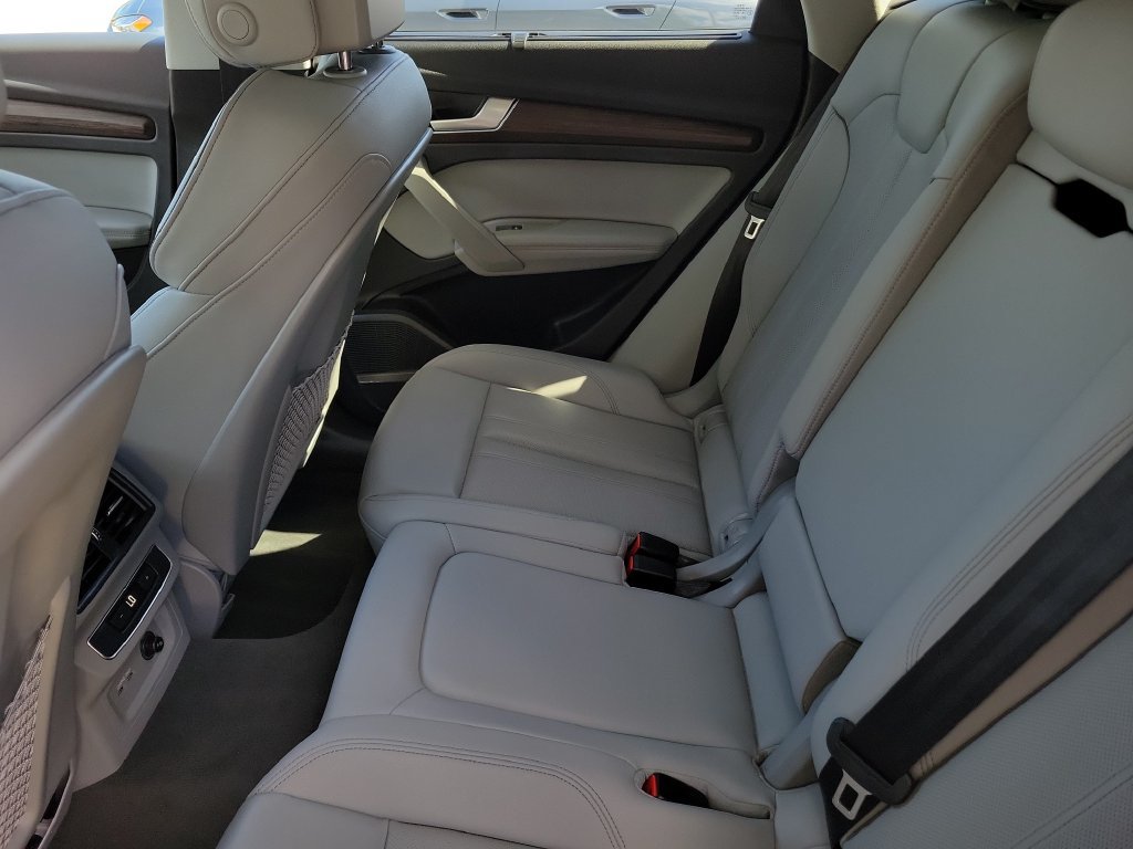 Used 2023 Audi Q5 2.0T Premium Plus AWD/4WD image 26
