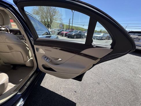 Used 2015 Mercedes-Benz S 550 4MATIC Sedan image 16