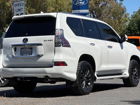 Used 2021 Lexus GX 460 Premium w/ Premium Package AWD/4WD image 4