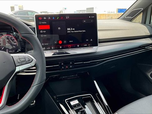 New 2025 Volkswagen GTI SE image 6