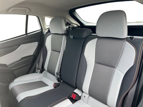 Used 2023 Subaru Crosstrek 2.0i Premium w/ Popular Package #3 image 11