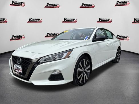Used 2022 Nissan Altima 2.5 SR AWD/4WD image 1