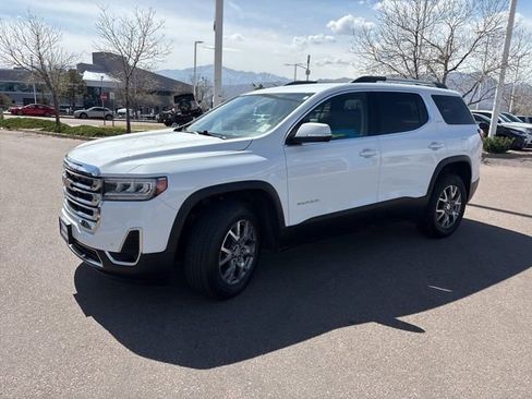Used 2021 GMC Acadia SLT AWD/4WD image 3