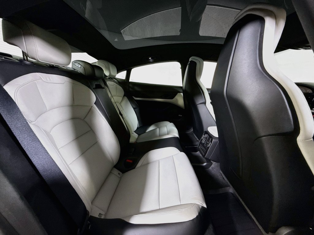 Certified 2022 Porsche Taycan RWD image 19