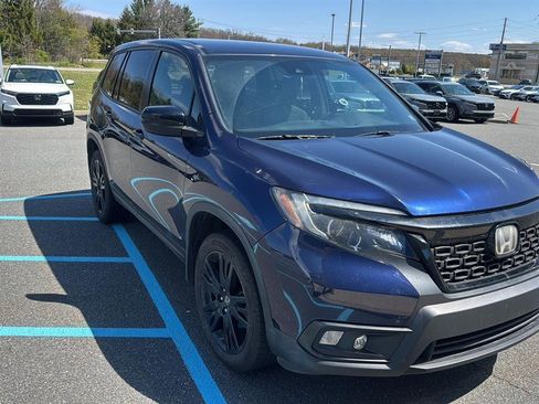 Used 2019 Honda Passport Sport image 2