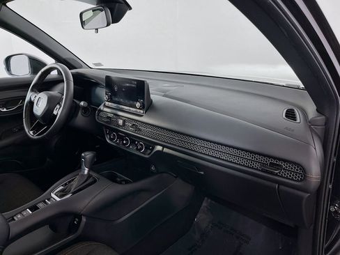 Used 2024 Honda HR-V Sport image 31