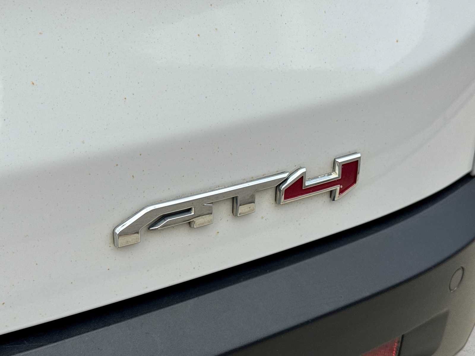 Used 2020 GMC Acadia AT4 w/ Driver Alert Package II AWD/4WD image 14