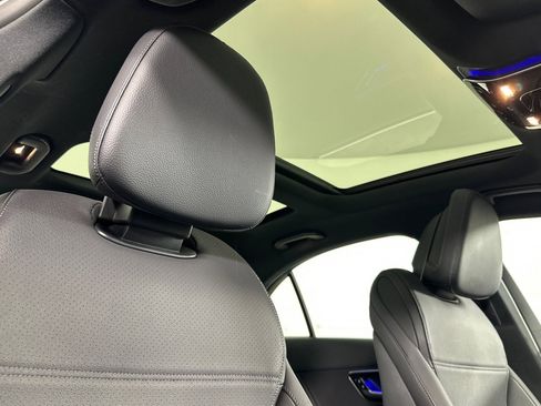 Used 2023 Mercedes-Benz C 300 Sedan image 15