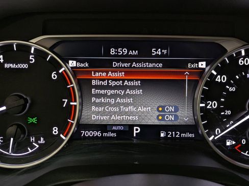 Used 2023 Nissan Rogue S image 5