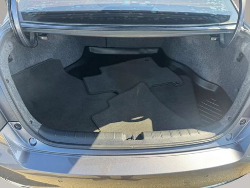 Used 2017 Honda Accord Touring image 19