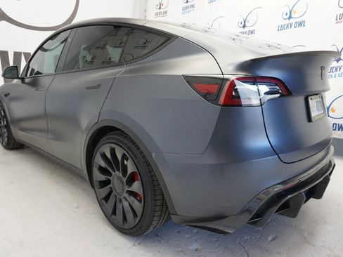 Used 2023 Tesla Model Y Performance image 7