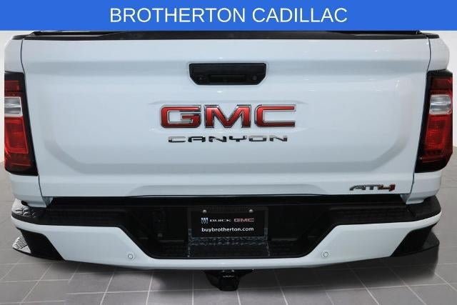 Used 2024 GMC Canyon AT4 w/ AT4 Premium Package AWD/4WD image 16