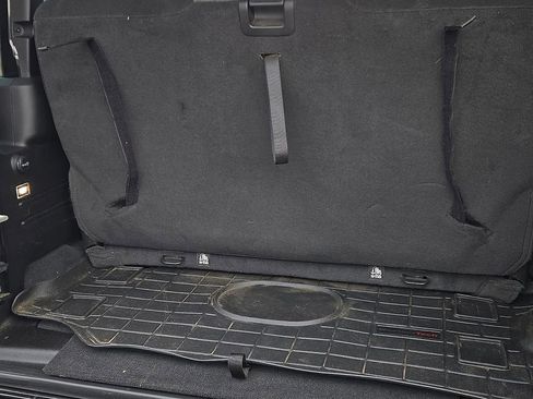 Used 2024 Jeep Wrangler Sport S image 8