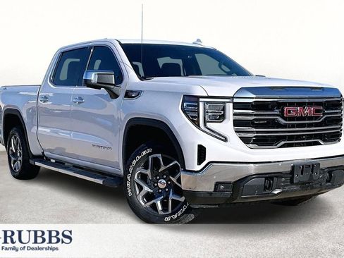 Used 2023 GMC Sierra 1500 SLT image 1