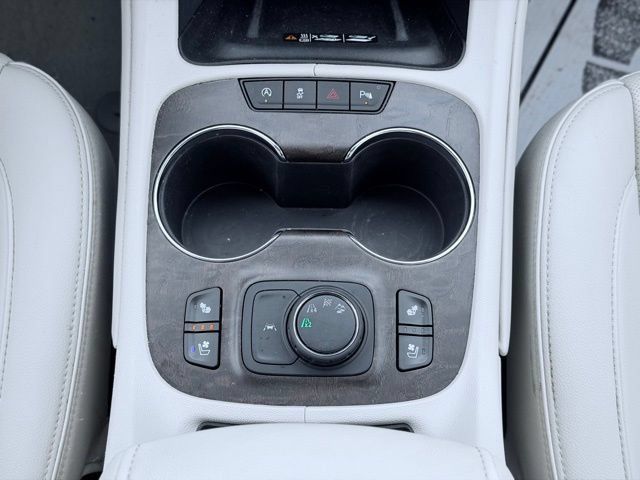 Used 2023 GMC Acadia Denali AWD/4WD image 34