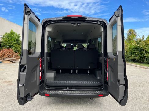 New 2026 Ford Transit 350 XL image 9