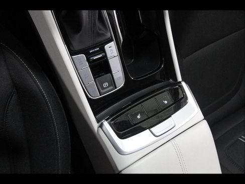 Certified 2023 Hyundai Tucson SEL AWD/4WD image 15