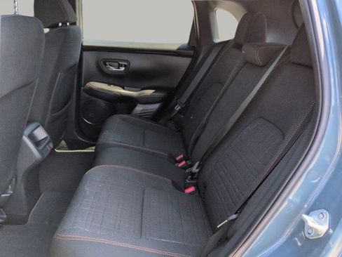 Used 2025 Honda HR-V Sport image 17