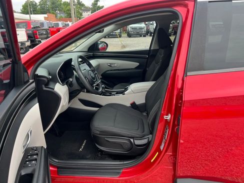 Used 2022 Hyundai Tucson SE FWD image 13
