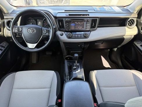 Used 2017 Toyota RAV4 XLE FWD image 20