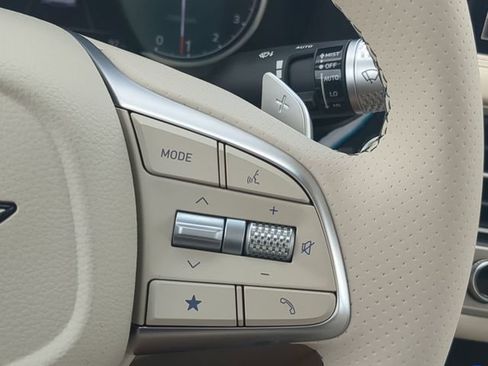 Certified 2026 Genesis G70 2.5T Prestige RWD image 24