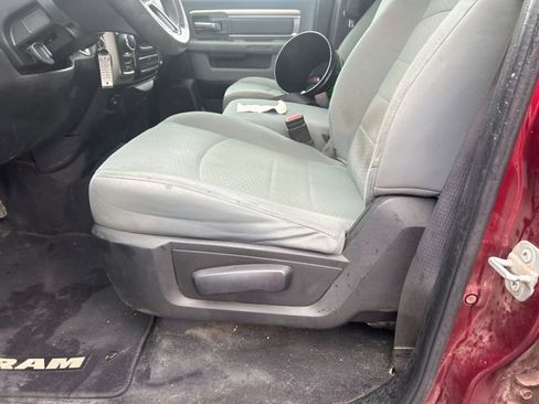Used 2020 RAM 1500 Classic SLT AWD/4WD image 23