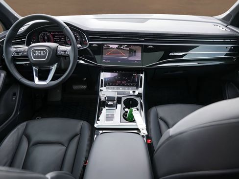 Used 2021 Audi Q7 3.0T Premium Plus image 26