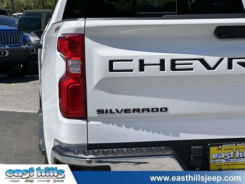 Used 2023 Chevrolet Silverado 1500 LTZ w/ LTZ Convenience Package II AWD/4WD image 12
