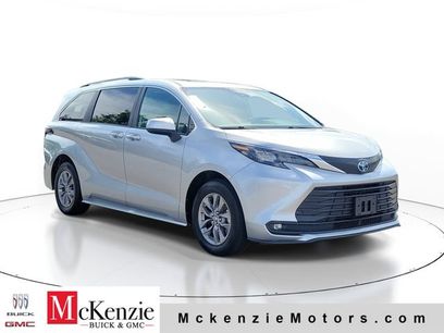 Used 2025 Toyota Sienna XLE