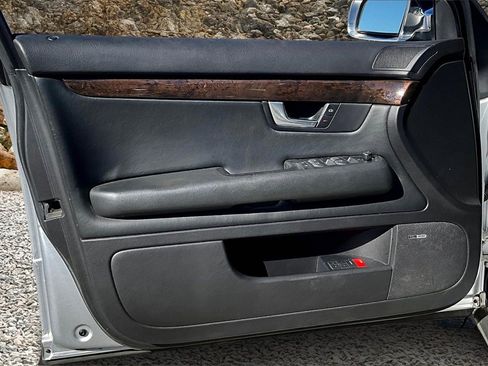 Used 2004 Audi S4 4.2 image 22