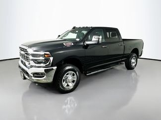 New 2026 RAM 2500 Tradesman AWD/4WD video 3