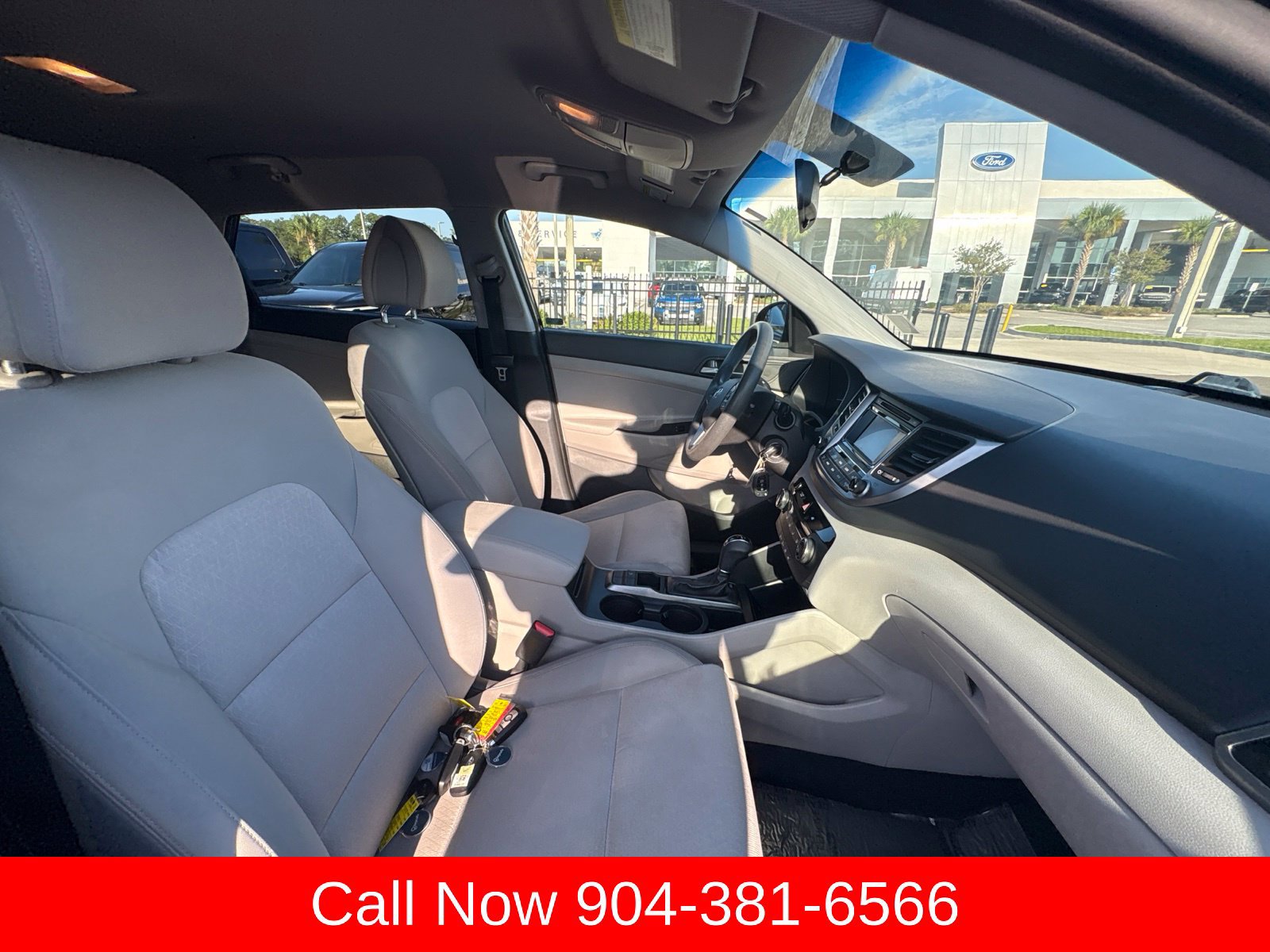 Used 2018 Hyundai Tucson SE w/ Cargo Package FWD image 17
