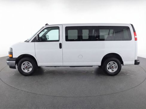 Used 2025 GMC Savana 3500 LT w/ LT Preferred Equipment Group image 5