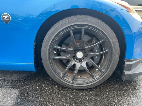 Used 2010 Nissan 370Z Coupe w/ Sport Pkg image 28