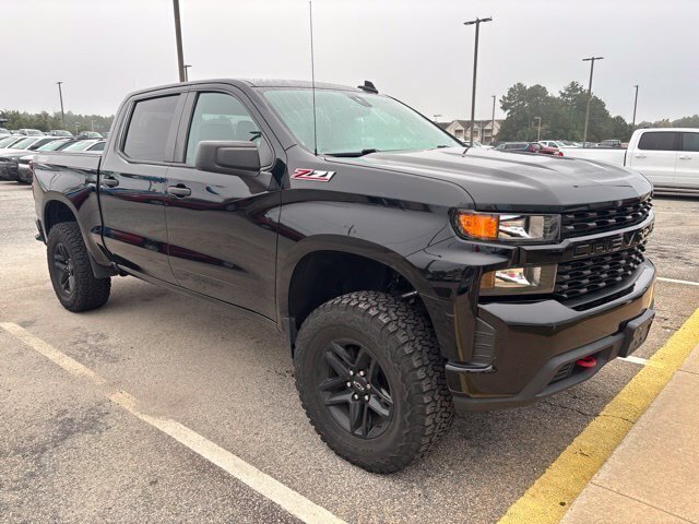 Used 2021 Chevrolet Silverado 1500 Custom Trail Boss w/ Midnight Edition AWD/4WD image 1