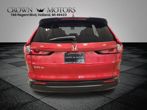 Used 2025 Honda CR-V EX image 4